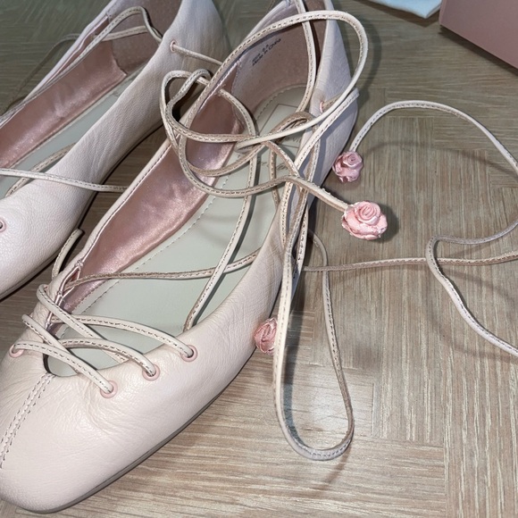 Dolce Vita X For Love & Lemons Ballet Flat in Light Pink Leather - Picture 2 of 8